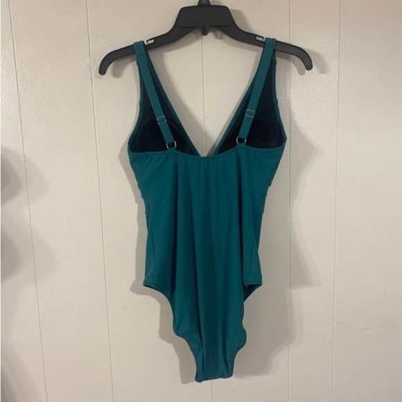 Profile by Gottex Women's Phoebe Deep Plunge One Piece NWT size 12 - Picture 6 of 10